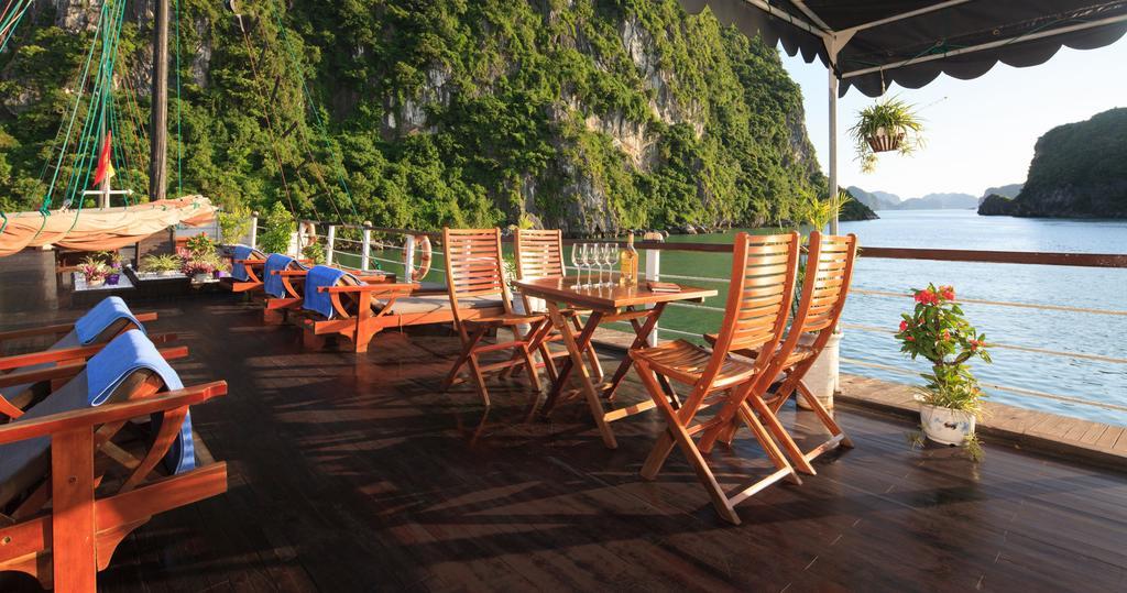 Garden Bay Luxury Cruise Hotel Ha Long Buitenkant foto