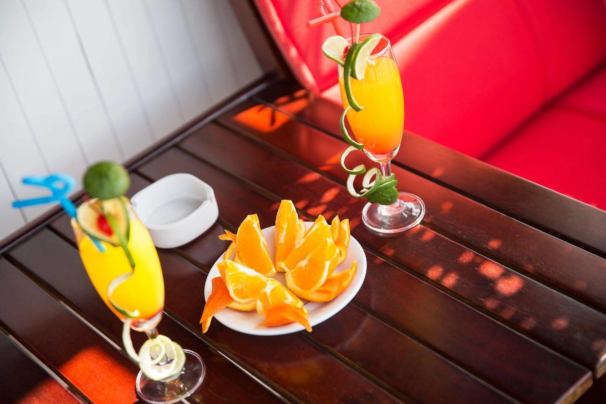 Garden Bay Luxury Cruise Hotel Ha Long Buitenkant foto