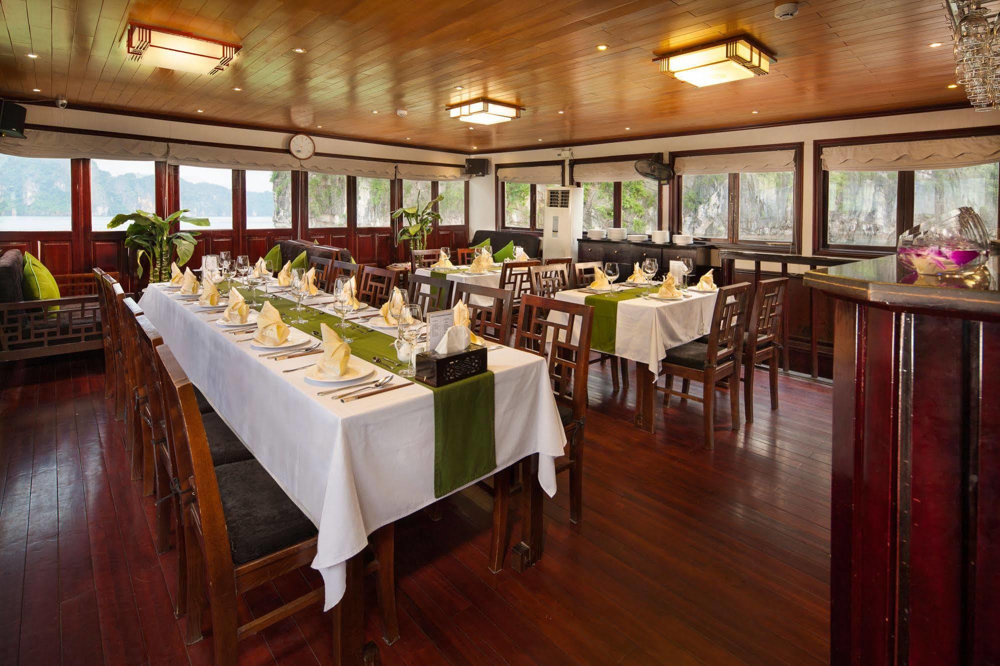 Garden Bay Luxury Cruise Hotel Ha Long Buitenkant foto