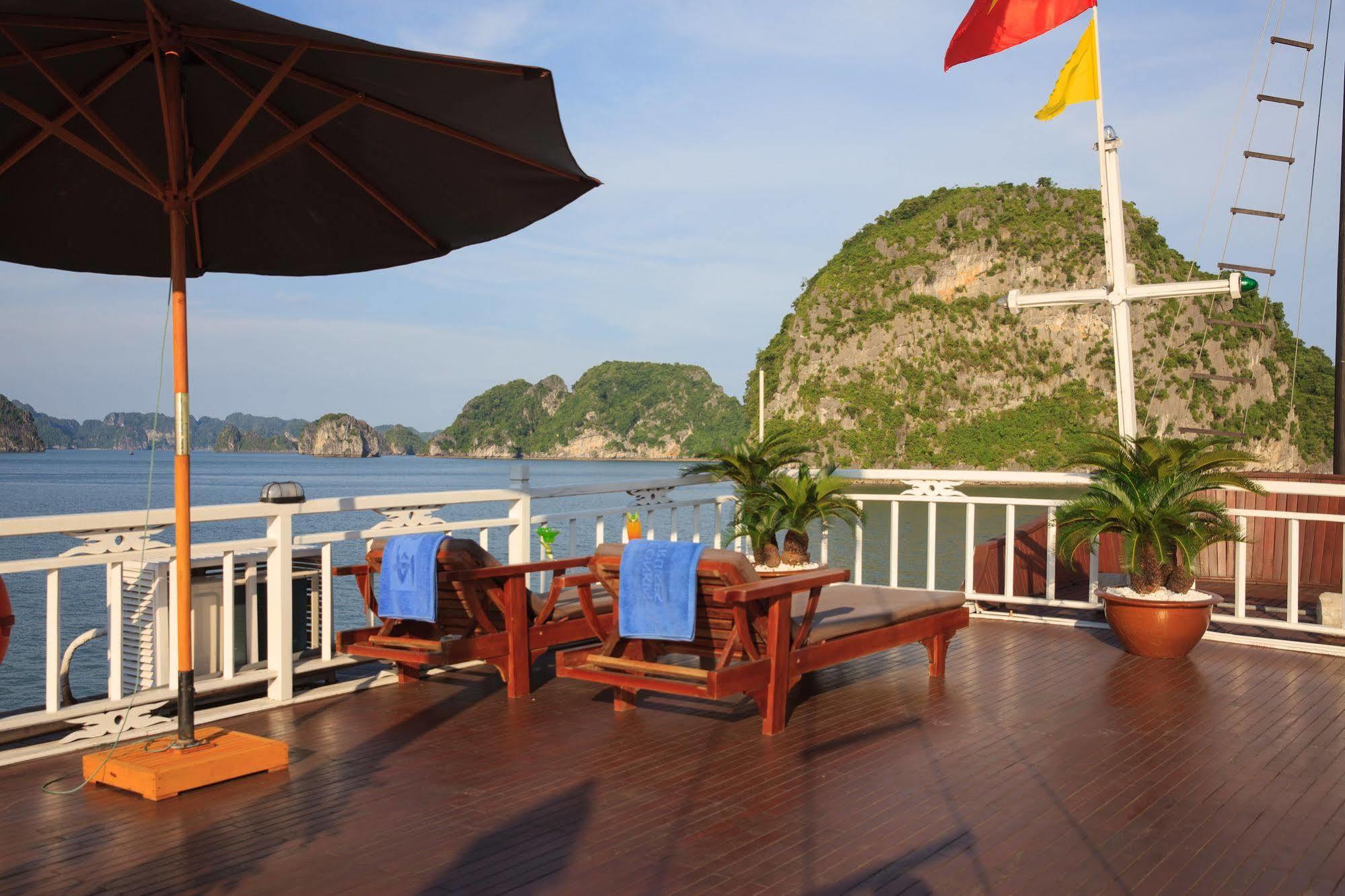Garden Bay Luxury Cruise Hotel Ha Long Buitenkant foto