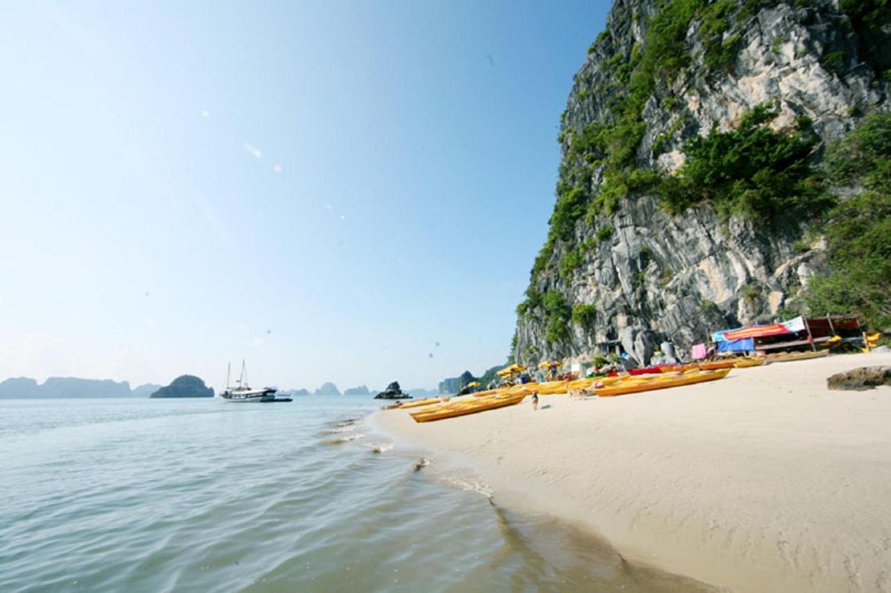 Garden Bay Luxury Cruise Hotel Ha Long Buitenkant foto